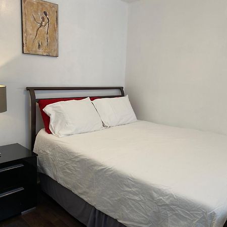 Beautiful Private Full Condo Brossard Extérieur photo