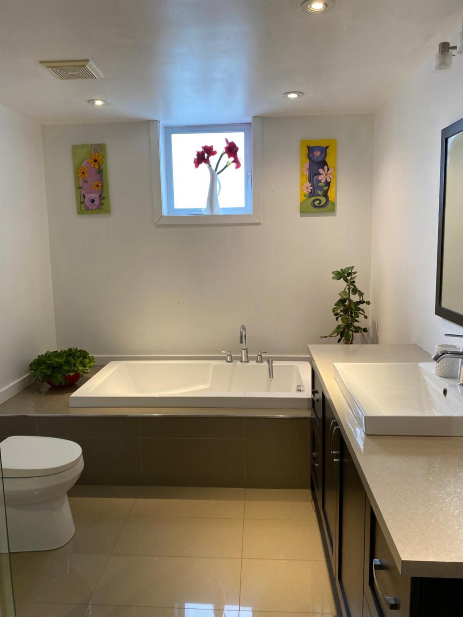 Beautiful Private Full Condo Brossard Extérieur photo