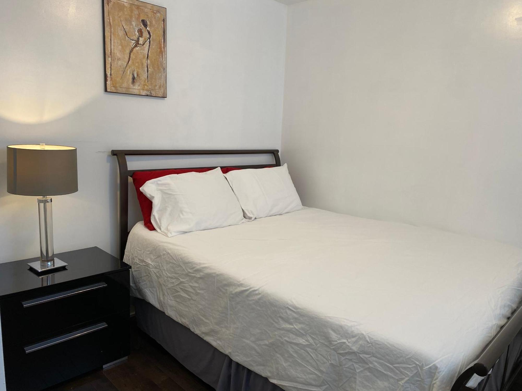 Beautiful Private Full Condo Brossard Extérieur photo